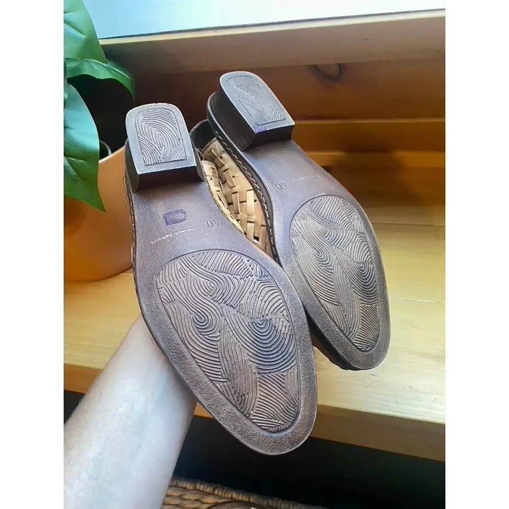 Vintage leather slip